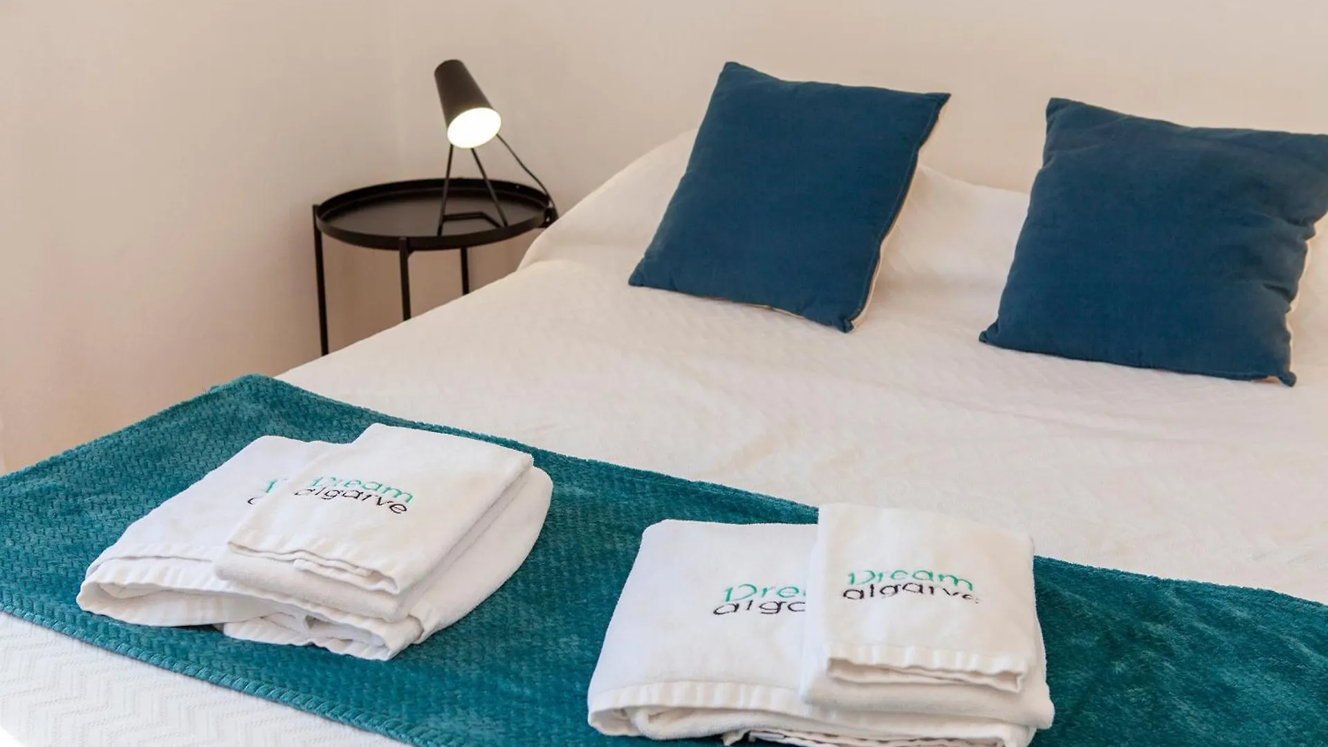 Affittacamere K - Viewpoint Of Lagos Guesthouse