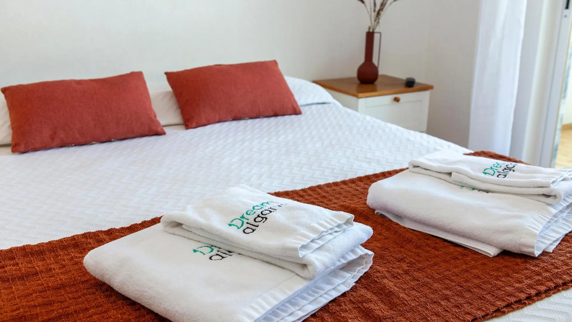 Affittacamere K - Viewpoint Of Lagos Guesthouse